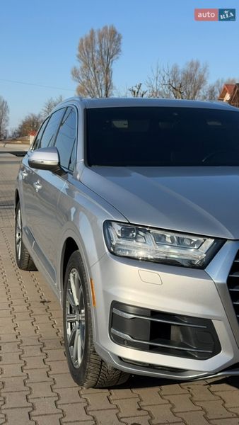Внедорожник / Кроссовер Audi Q7 2018 в Мостиске