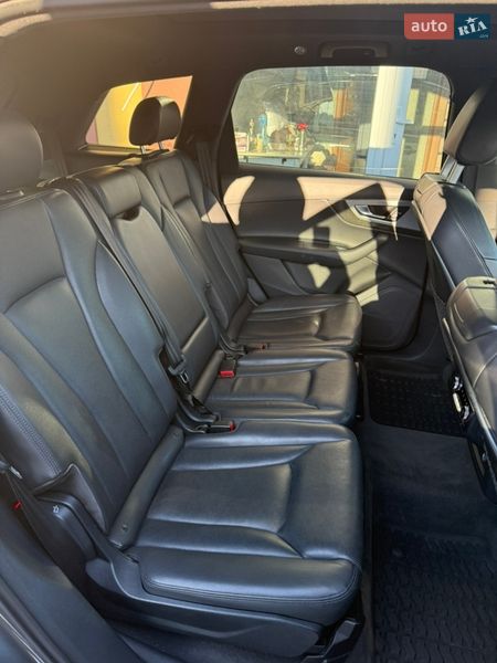 Позашляховик / Кросовер Audi Q7 2018 в Переяславі