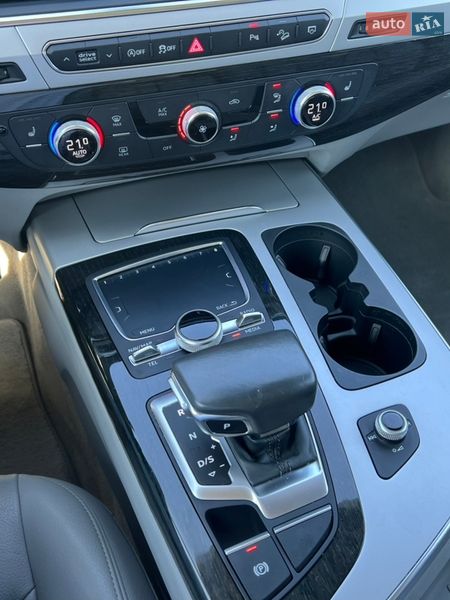 Внедорожник / Кроссовер Audi Q7 2019 в Киеве