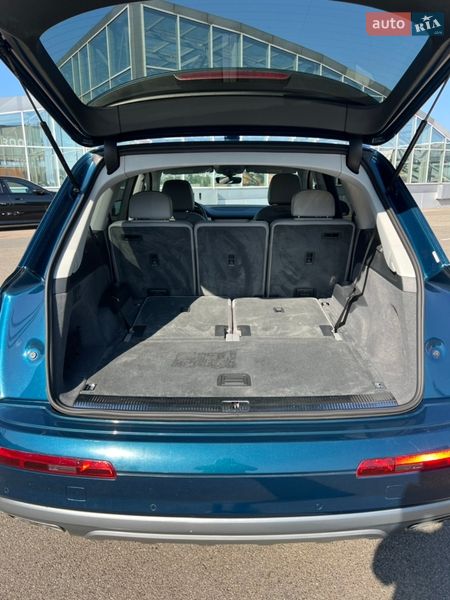 Внедорожник / Кроссовер Audi Q7 2019 в Киеве