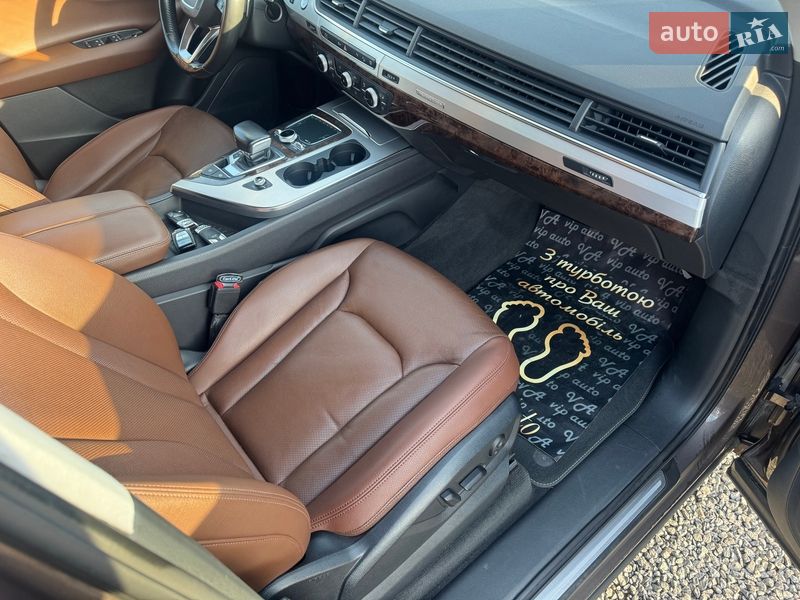 Позашляховик / Кросовер Audi Q7 2015 в Тернополі