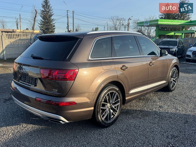 Позашляховик / Кросовер Audi Q7 2015 в Тернополі