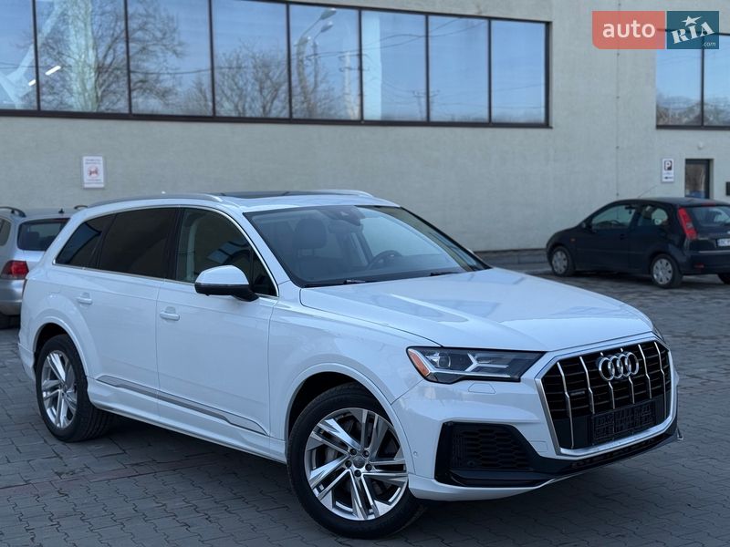 Внедорожник / Кроссовер Audi Q7 2019 в Стрые