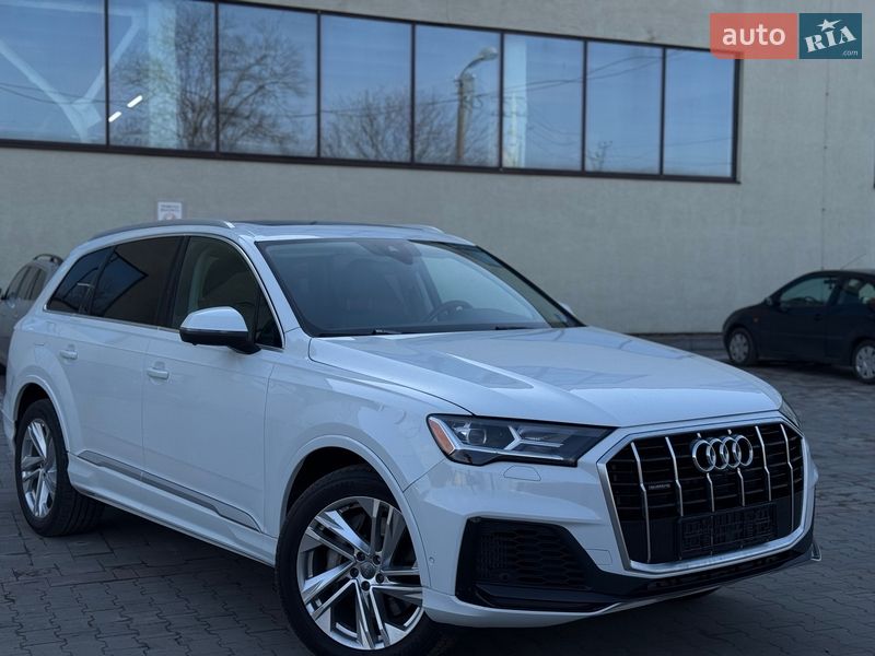 Внедорожник / Кроссовер Audi Q7 2019 в Стрые