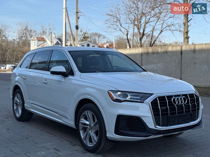 Внедорожник / Кроссовер Audi Q7 2019 в Стрые