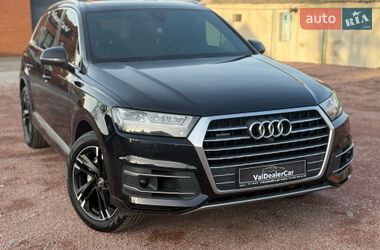 Внедорожник / Кроссовер Audi Q7 2017 в Луцке