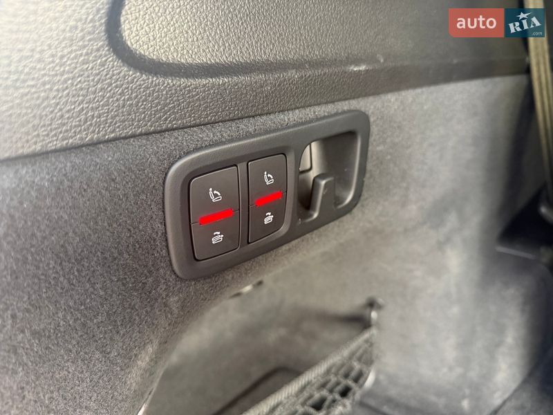 Внедорожник / Кроссовер Audi Q7 2017 в Луцке