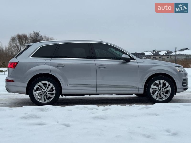 Внедорожник / Кроссовер Audi Q7 2018 в Киеве