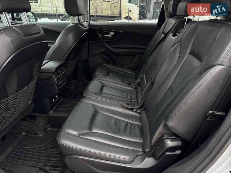 Внедорожник / Кроссовер Audi Q7 2018 в Киеве
