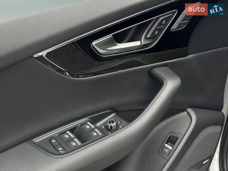 Внедорожник / Кроссовер Audi Q7 2018 в Киеве