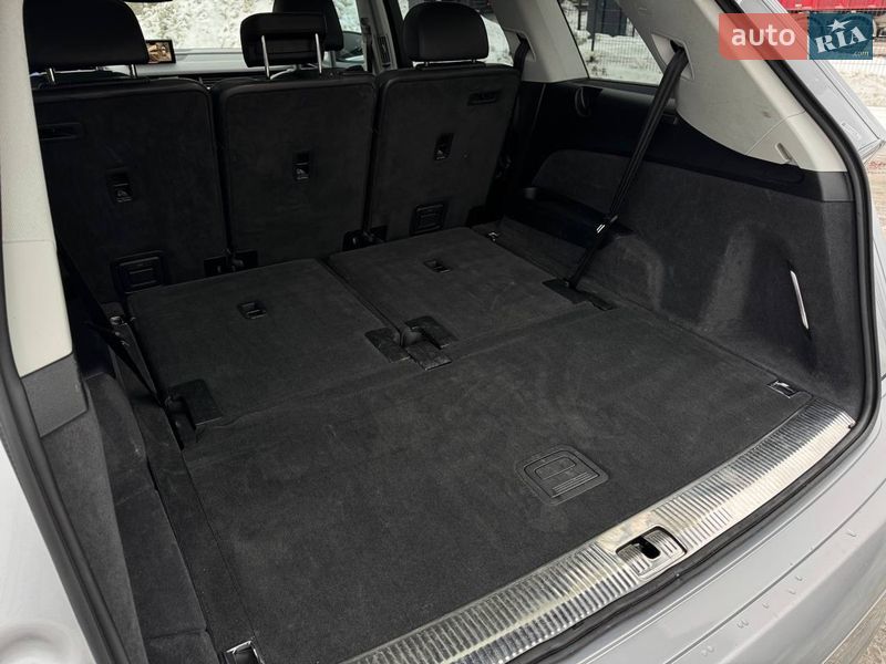 Внедорожник / Кроссовер Audi Q7 2018 в Киеве