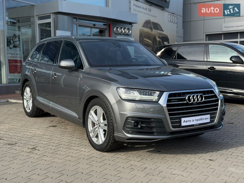 Внедорожник / Кроссовер Audi Q7 2016 в Хмельницком