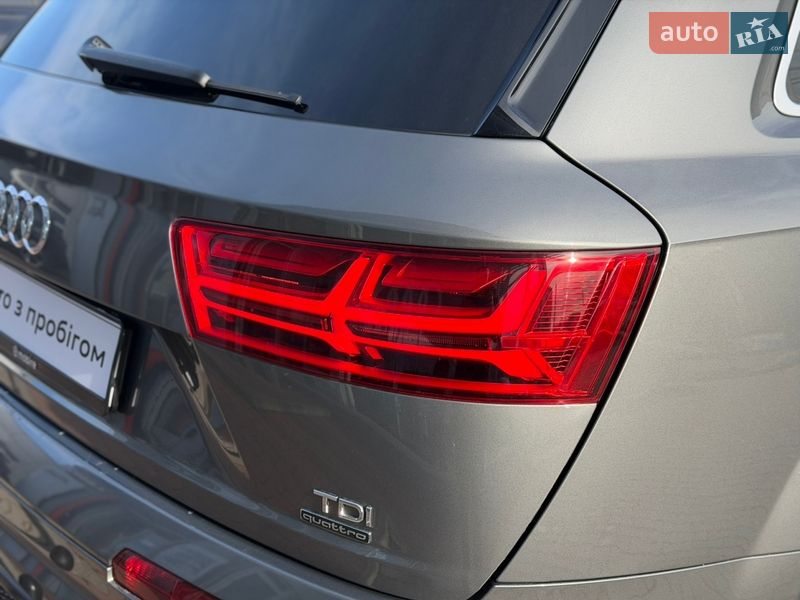 Внедорожник / Кроссовер Audi Q7 2016 в Хмельницком