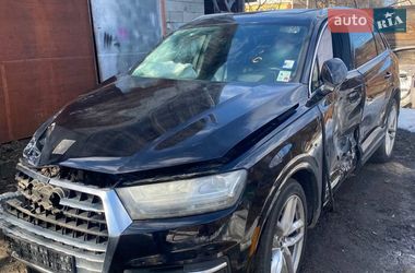 Внедорожник / Кроссовер Audi Q7 2016 в Малине