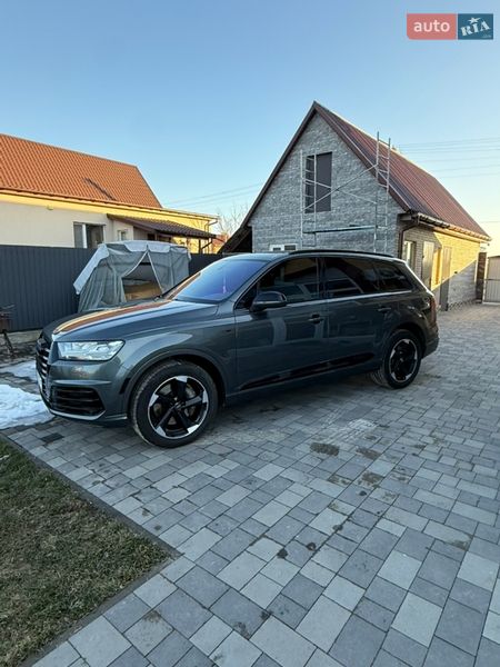 Позашляховик / Кросовер Audi Q7 2018 в Переяславі