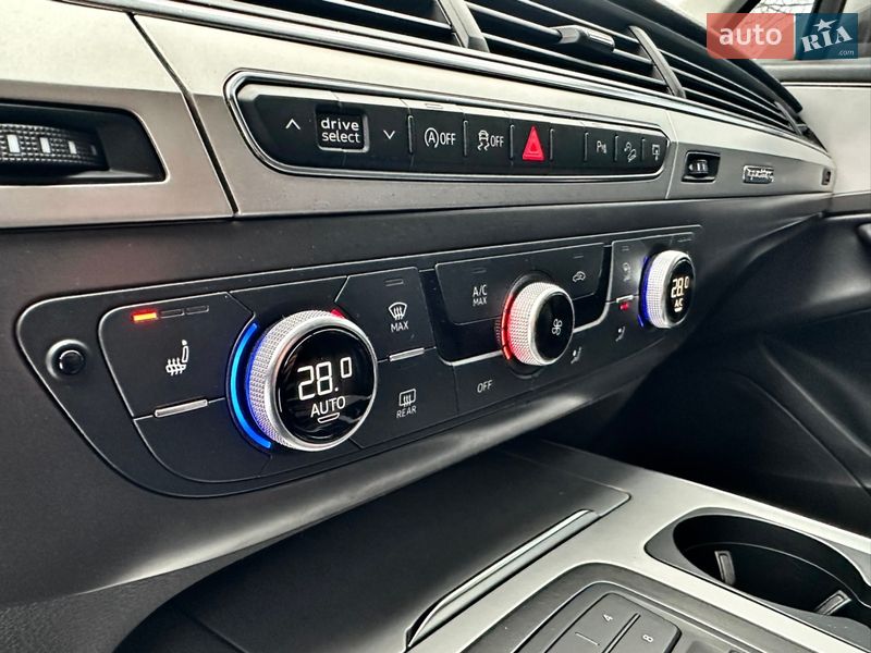 Внедорожник / Кроссовер Audi Q7 2017 в Львове