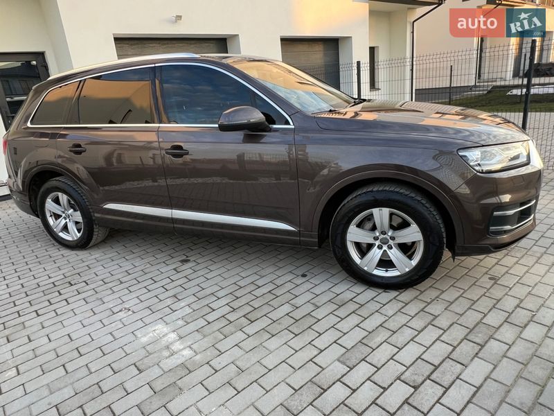 Внедорожник / Кроссовер Audi Q7 2017 в Львове