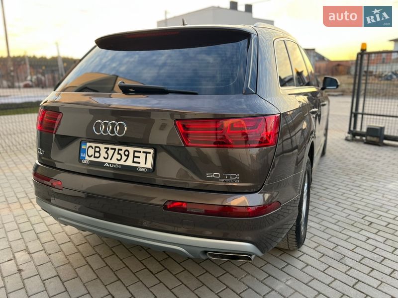 Внедорожник / Кроссовер Audi Q7 2017 в Львове