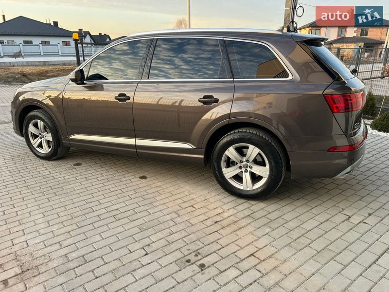 Внедорожник / Кроссовер Audi Q7 2017 в Львове