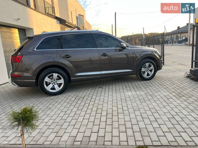 Внедорожник / Кроссовер Audi Q7 2017 в Львове