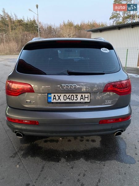 Позашляховик / Кросовер Audi Q7 2013 в Харкові