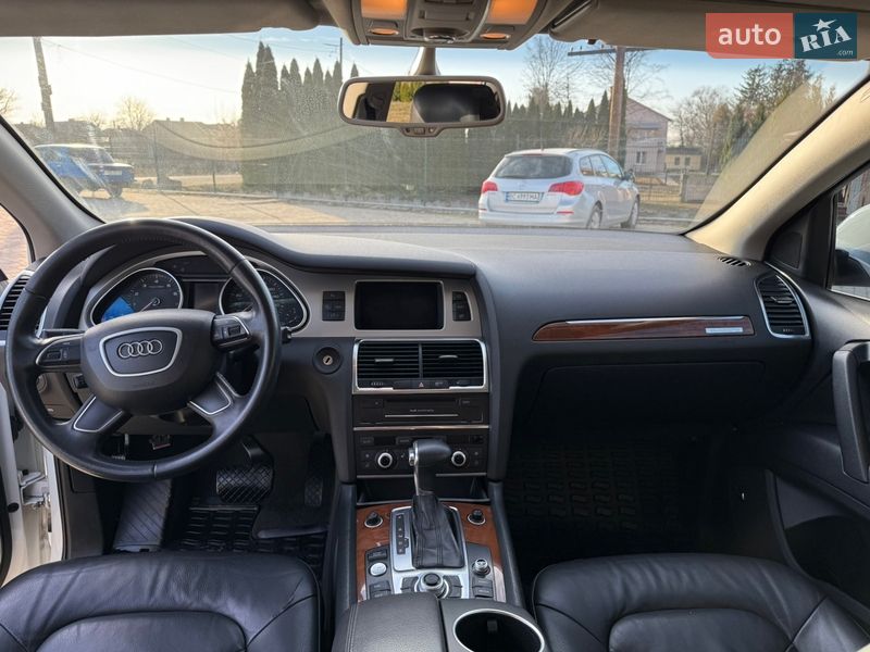 Позашляховик / Кросовер Audi Q7 2014 в Самборі