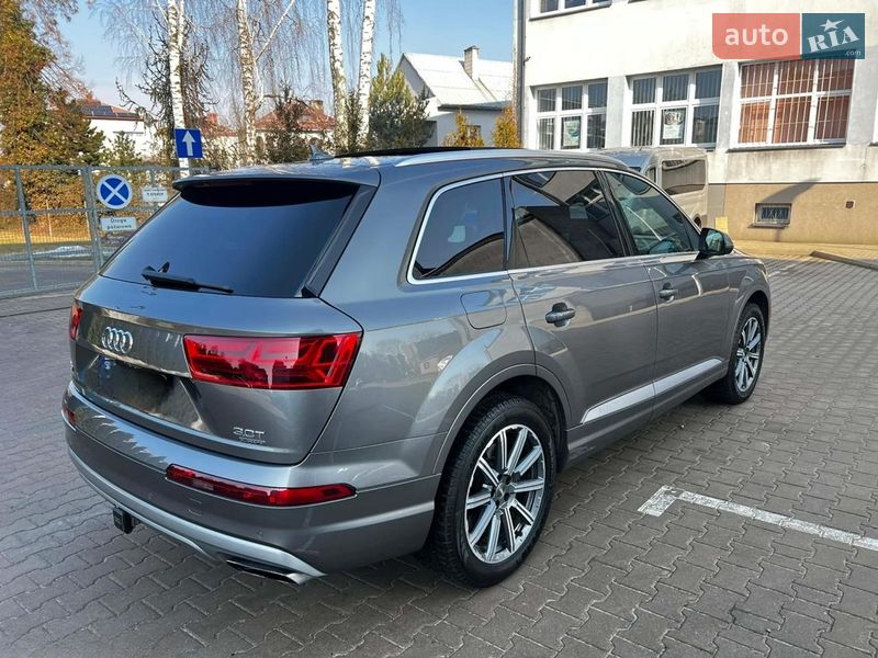 Позашляховик / Кросовер Audi Q7 2018 в Києві