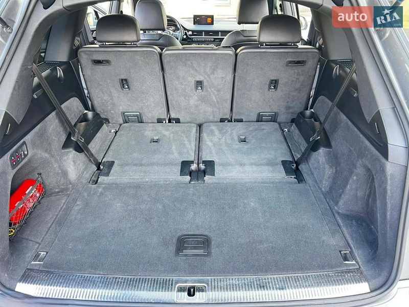 Позашляховик / Кросовер Audi Q7 2018 в Києві