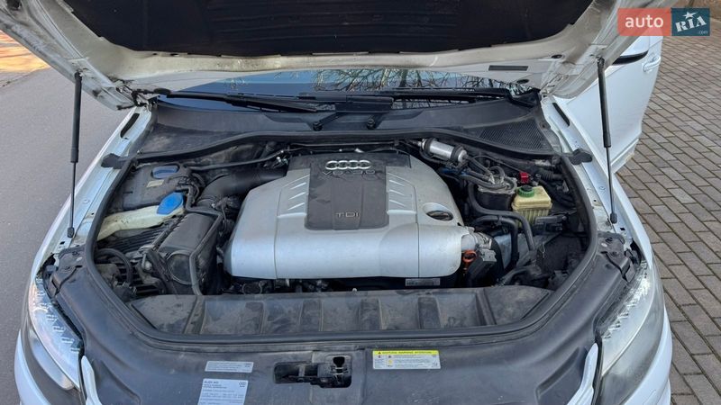 Внедорожник / Кроссовер Audi Q7 2010 в Одессе