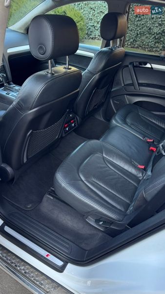 Внедорожник / Кроссовер Audi Q7 2010 в Одессе