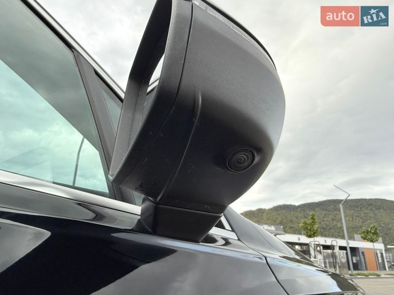 Позашляховик / Кросовер Audi Q7 2020 в Хусті