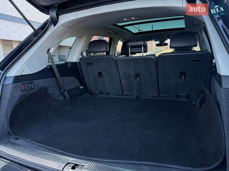 Внедорожник / Кроссовер Audi Q7 2017 в Киеве