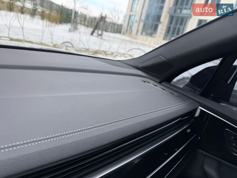 Внедорожник / Кроссовер Audi Q7 2024 в Киеве