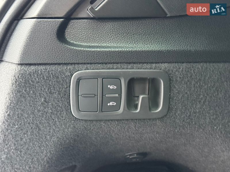 Внедорожник / Кроссовер Audi Q7 2020 в Киеве