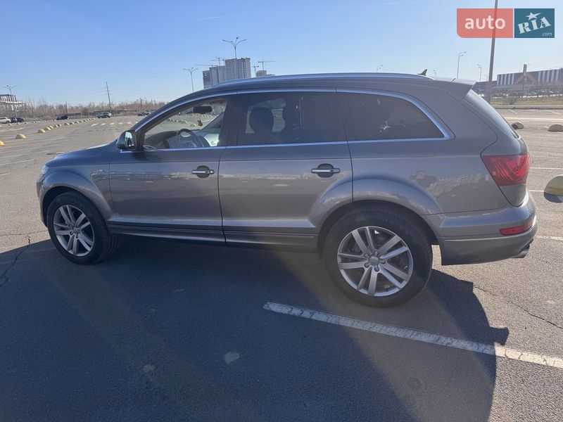 Внедорожник / Кроссовер Audi Q7 2011 в Киеве