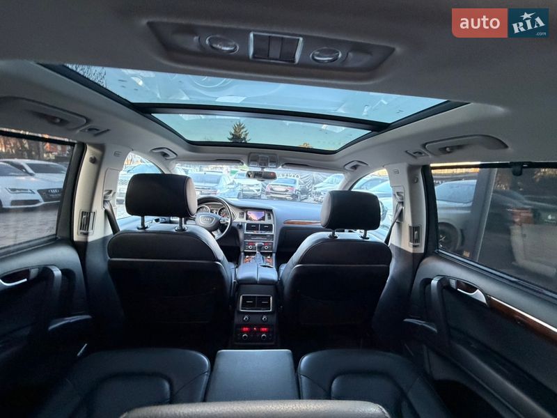 Внедорожник / Кроссовер Audi Q7 2015 в Тернополе