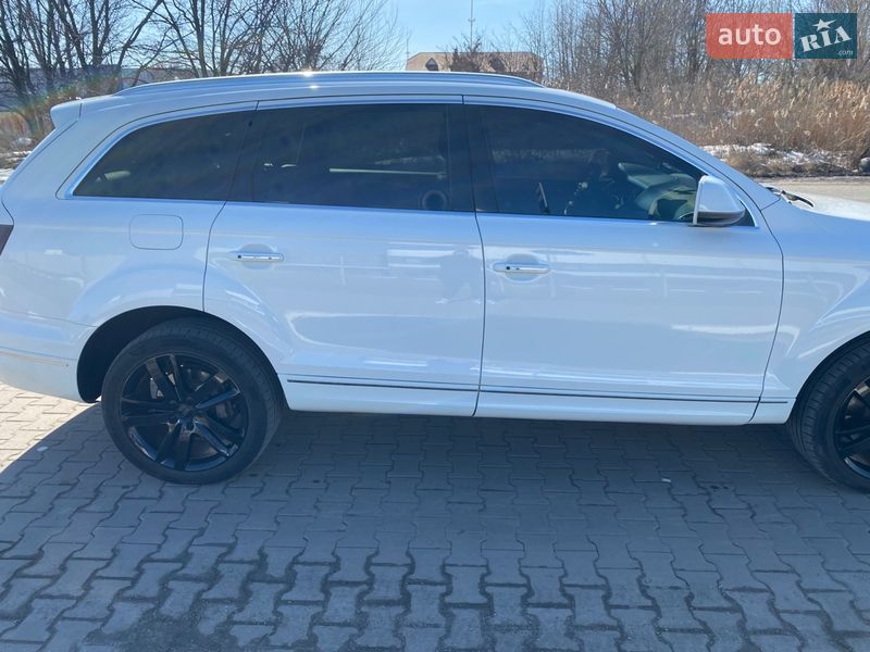 Позашляховик / Кросовер Audi Q7 2014 в Борисполі