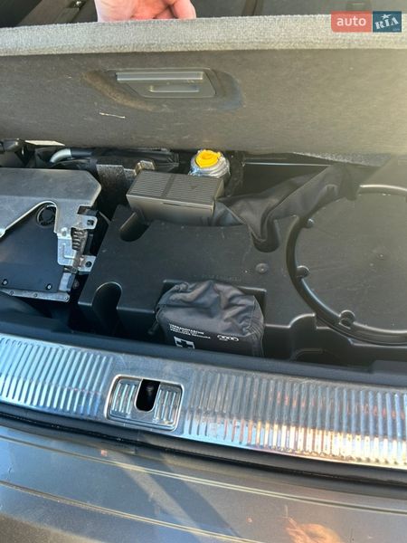 Внедорожник / Кроссовер Audi Q7 2015 в Луцке