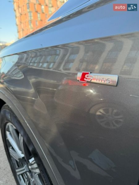 Позашляховик / Кросовер Audi Q7 2016 в Києві