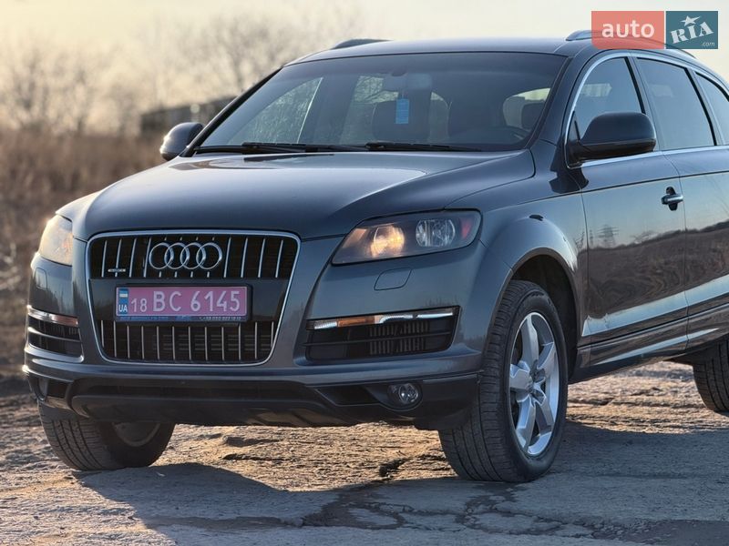 Внедорожник / Кроссовер Audi Q7 2013 в Ровно