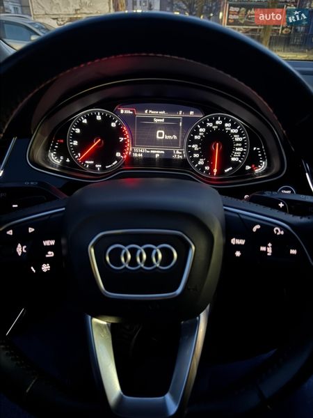 Позашляховик / Кросовер Audi Q7 2018 в Новояворівську