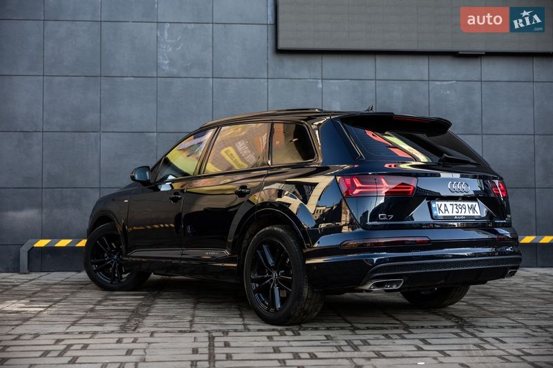 Внедорожник / Кроссовер Audi Q7 2016 в Житомире