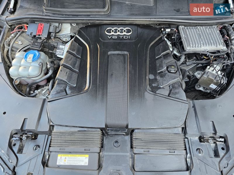 Внедорожник / Кроссовер Audi Q7 2016 в Киеве