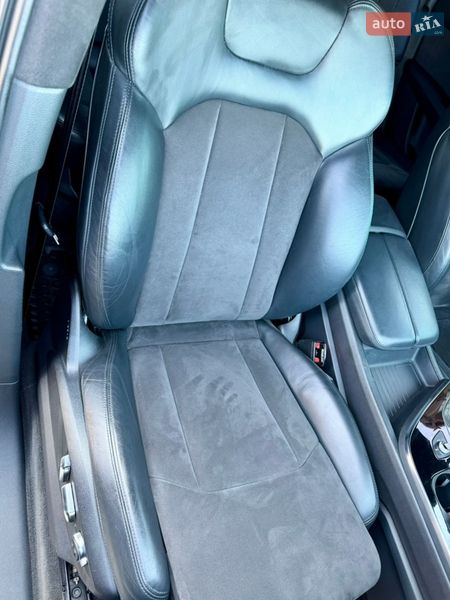 Позашляховик / Кросовер Audi Q7 2015 в Виноградові