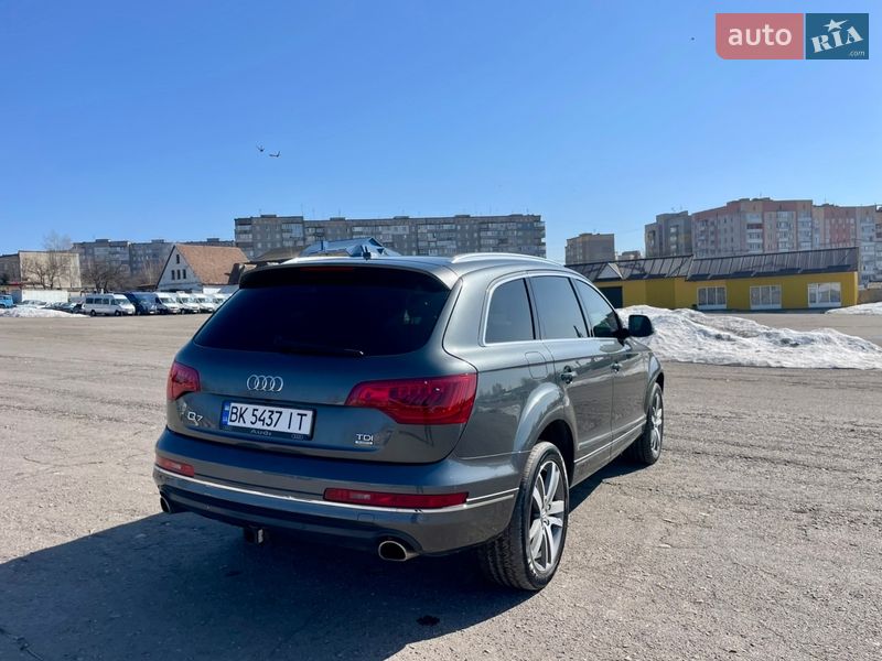 Внедорожник / Кроссовер Audi Q7 2015 в Ровно