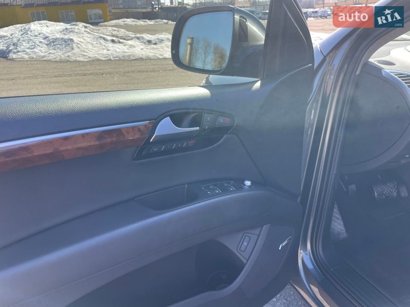 Внедорожник / Кроссовер Audi Q7 2015 в Ровно