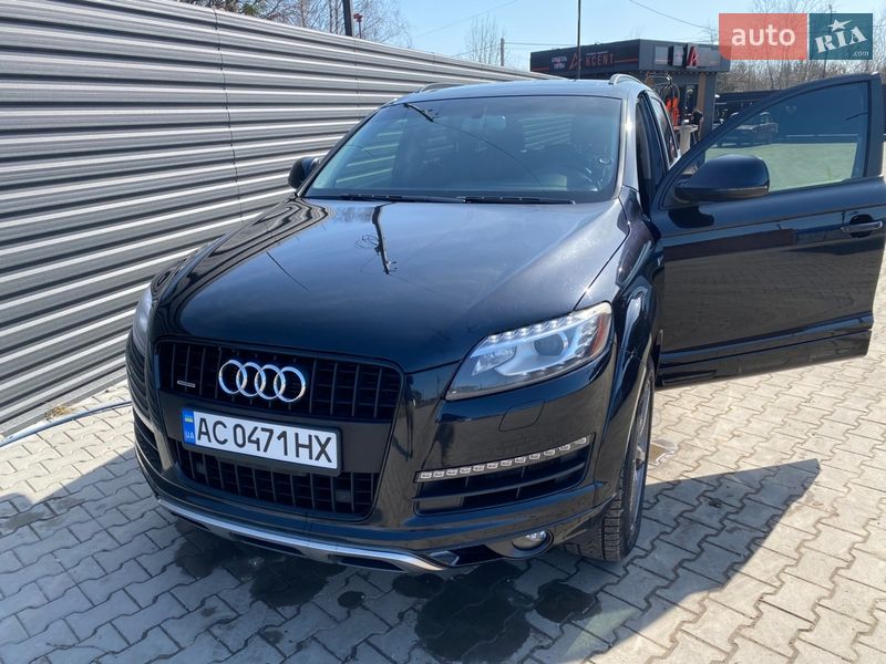Позашляховик / Кросовер Audi Q7 2014 в Торчині