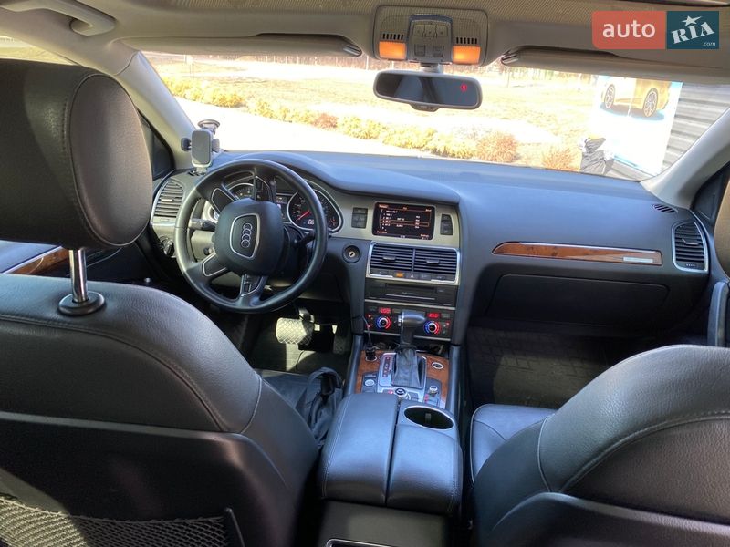 Позашляховик / Кросовер Audi Q7 2014 в Торчині