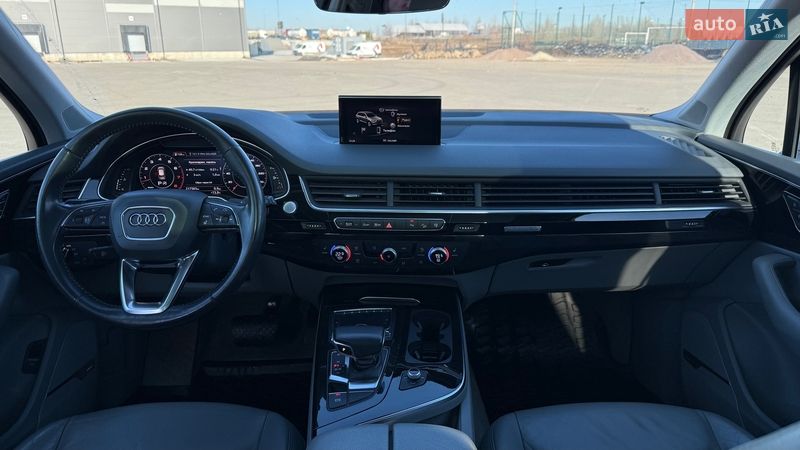 Внедорожник / Кроссовер Audi Q7 2016 в Киеве