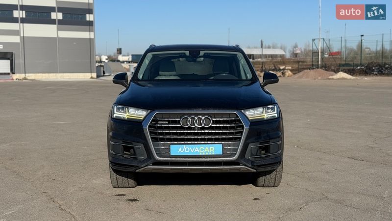Внедорожник / Кроссовер Audi Q7 2016 в Киеве